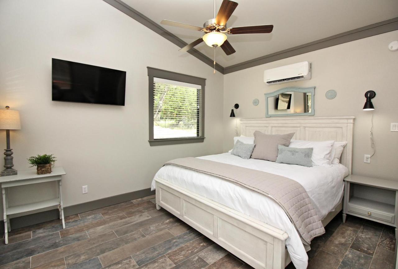 Green Acres Cottages - Fredericksburg Suite Wimberley Esterno foto