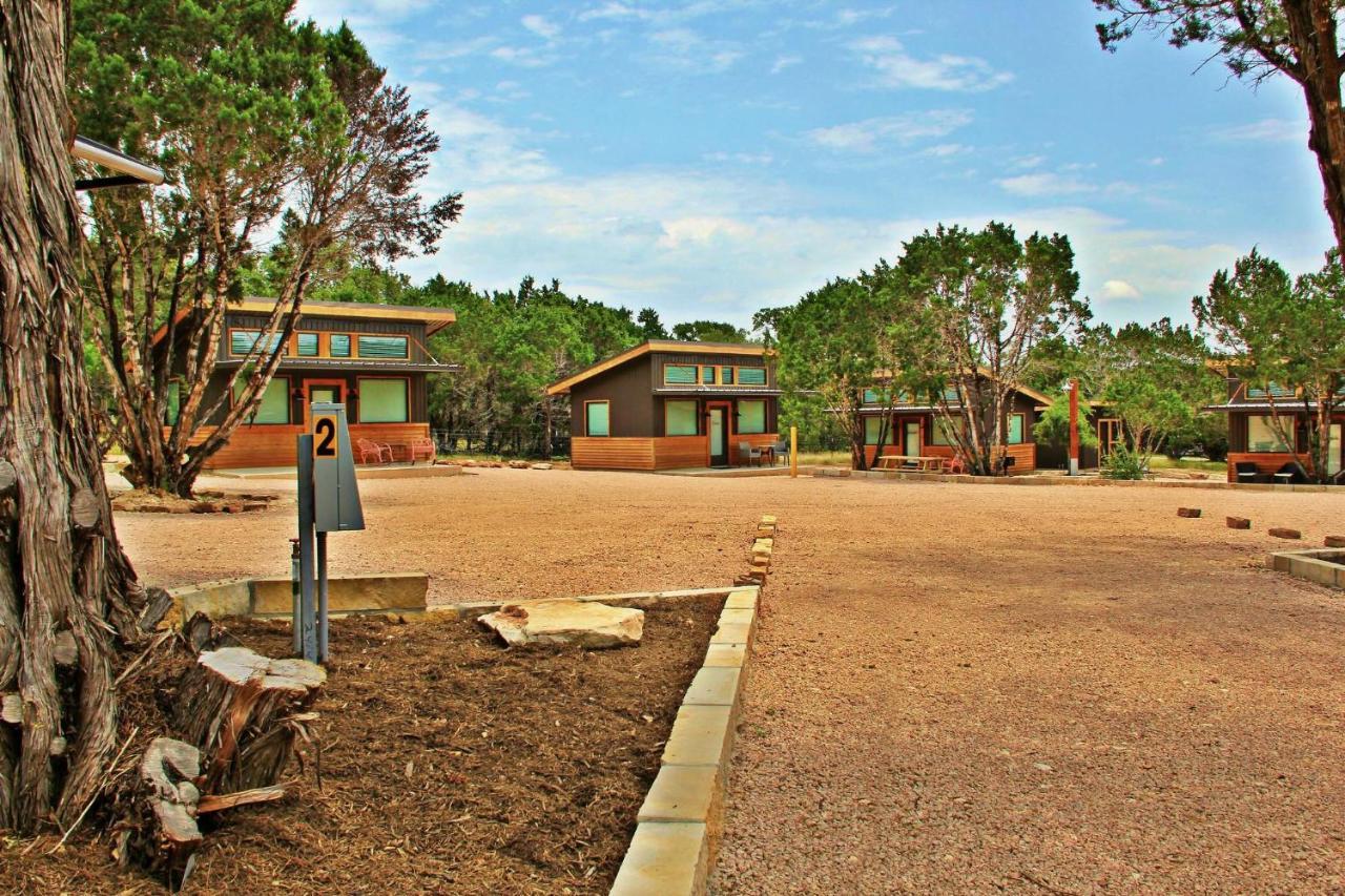 Green Acres Cottages - Fredericksburg Suite Wimberley Esterno foto
